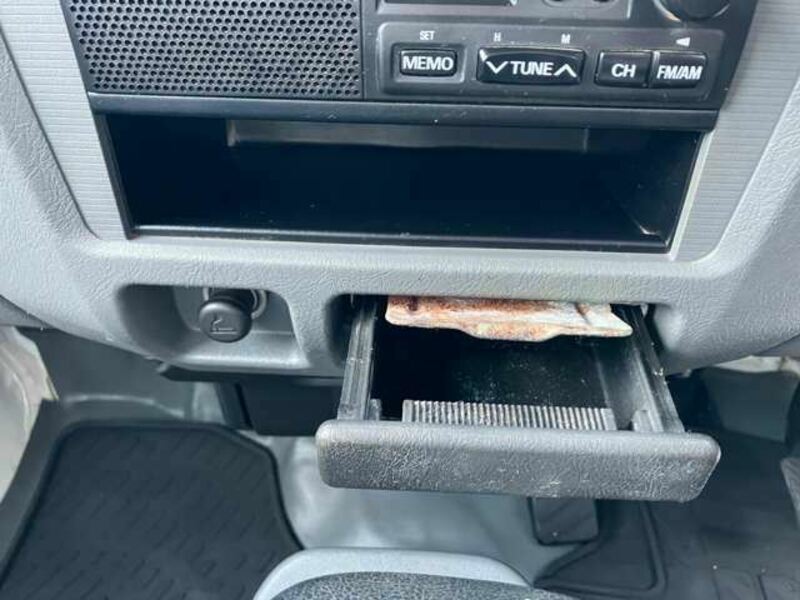 MINICAB TRUCK