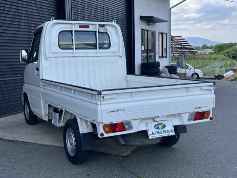 MINICAB TRUCK