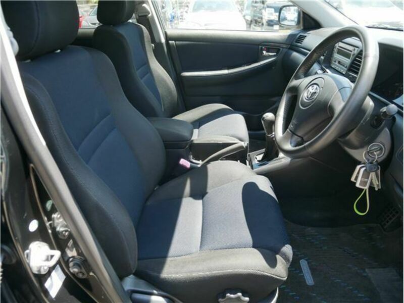 COROLLA FIELDER