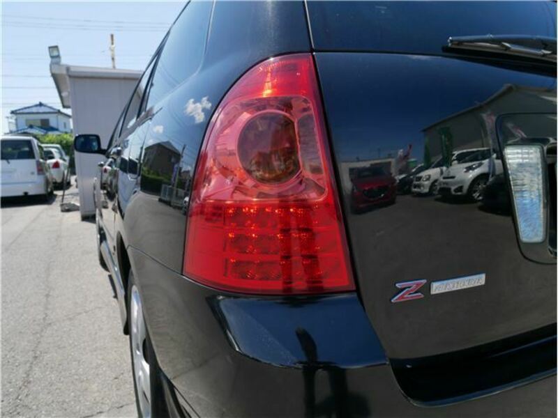 COROLLA FIELDER