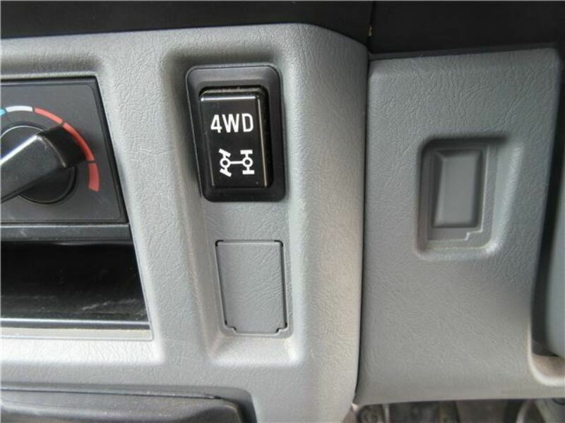 MINICAB TRUCK