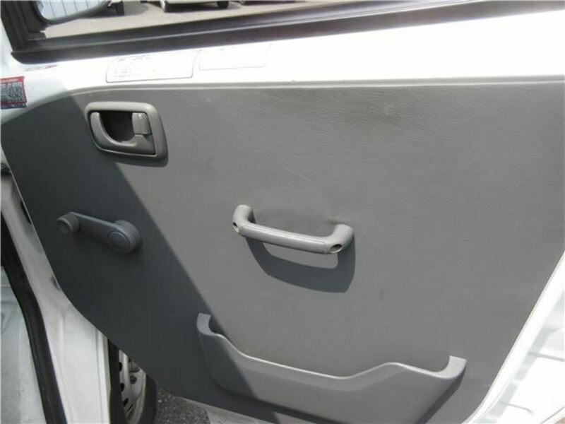 MINICAB TRUCK