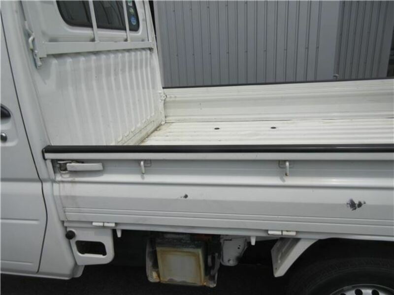 MINICAB TRUCK