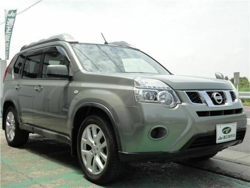 X-TRAIL-0