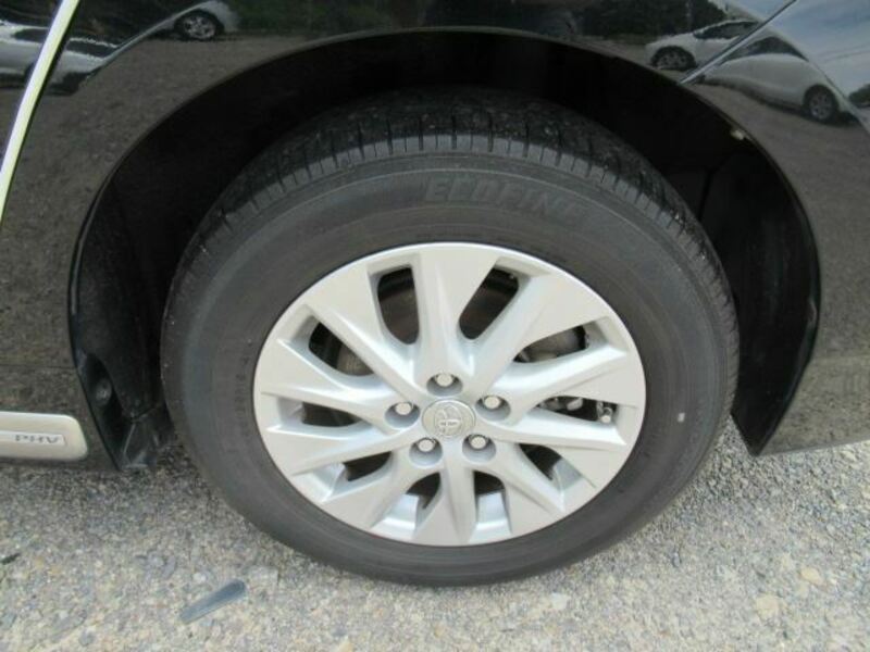 PRIUS PHV