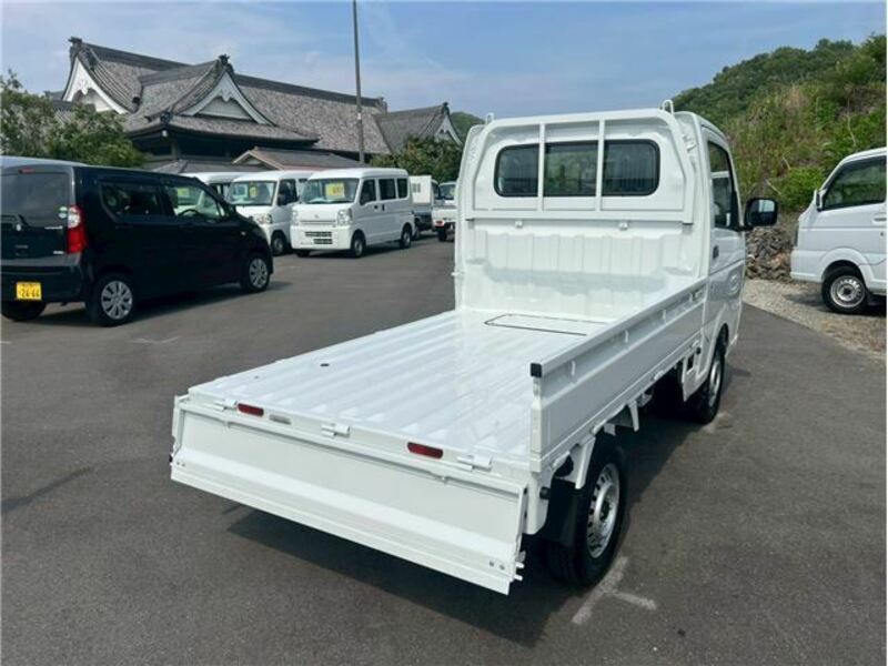 CLIPPER TRUCK