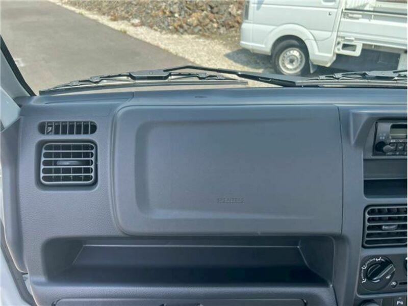 CLIPPER TRUCK