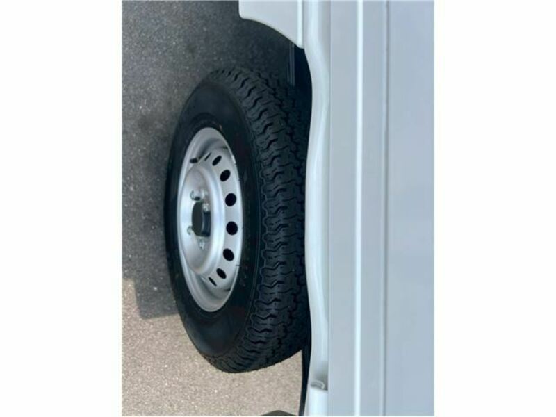 CLIPPER TRUCK