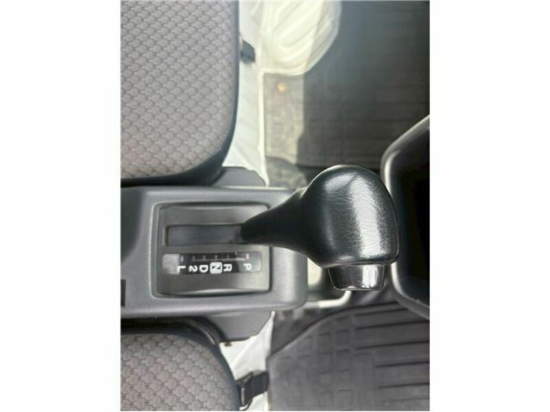 MINICAB TRUCK