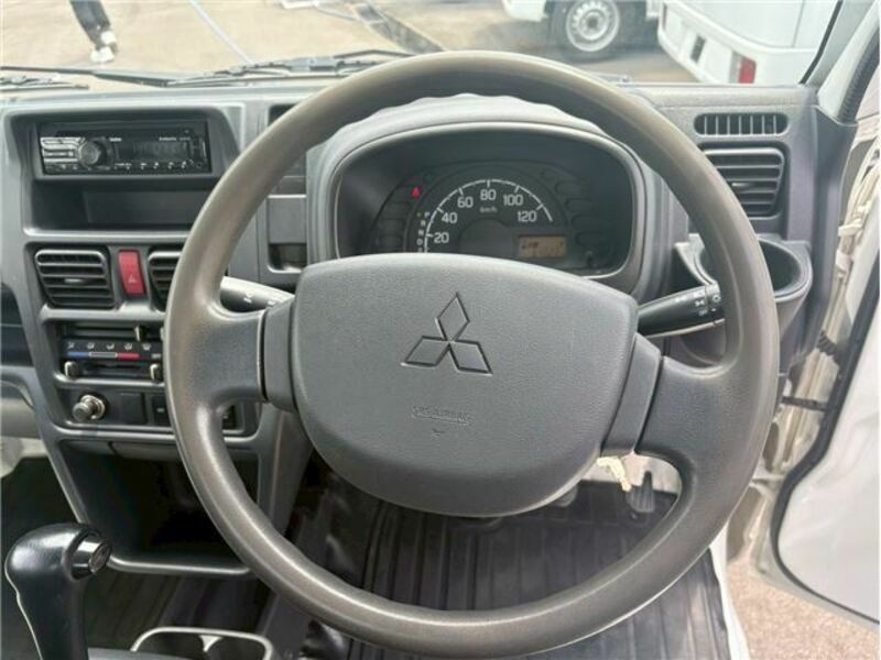 MINICAB TRUCK