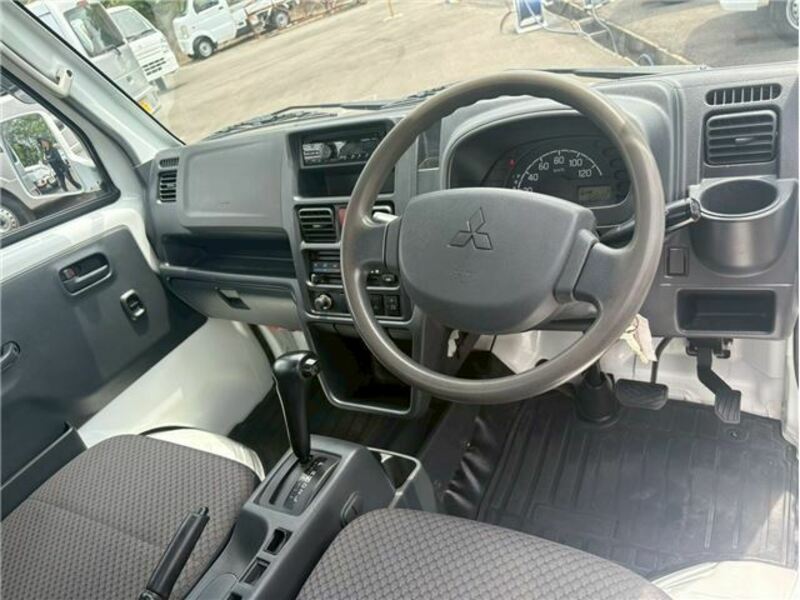 MINICAB TRUCK