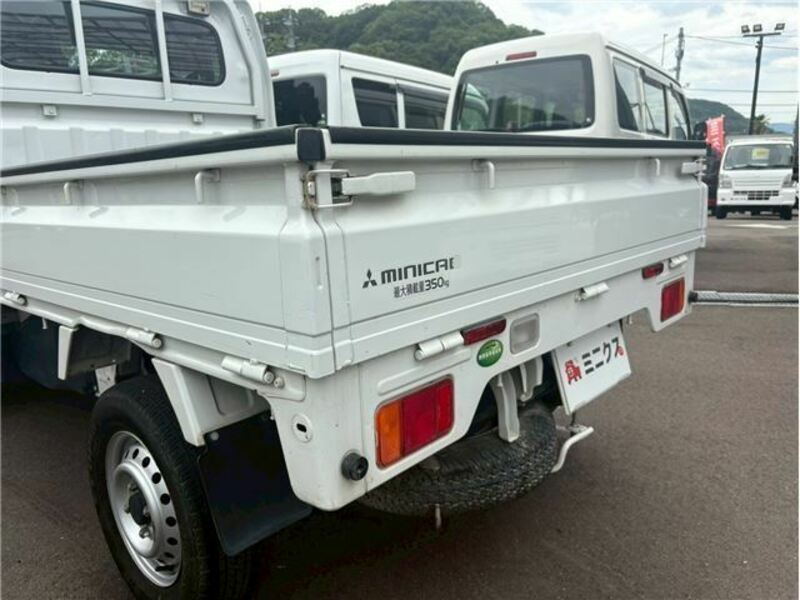 MINICAB TRUCK