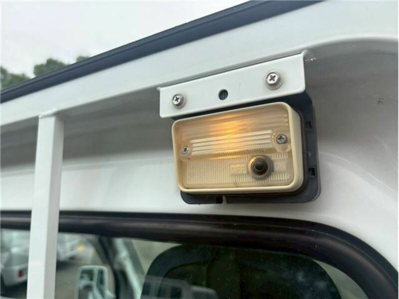 MINICAB TRUCK
