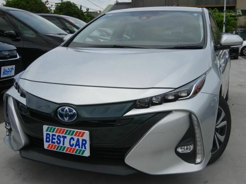 TOYOTA PRIUS PHV