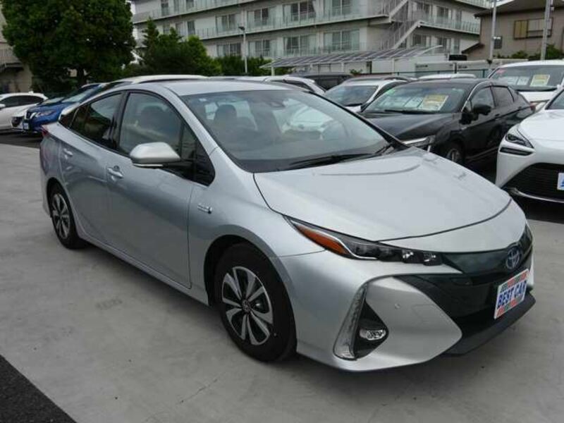 PRIUS PHV