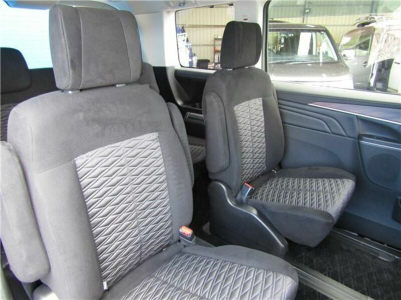 DELICA D5