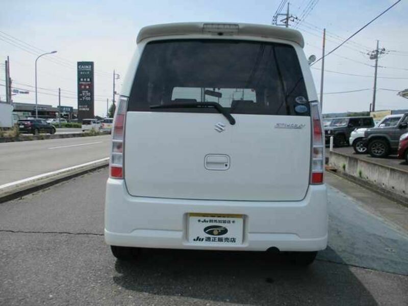 WAGON R