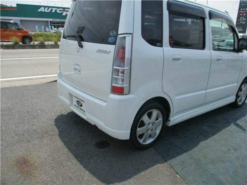 WAGON R