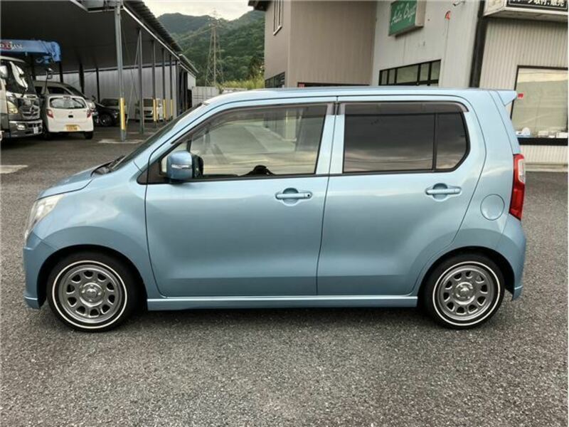 WAGON R