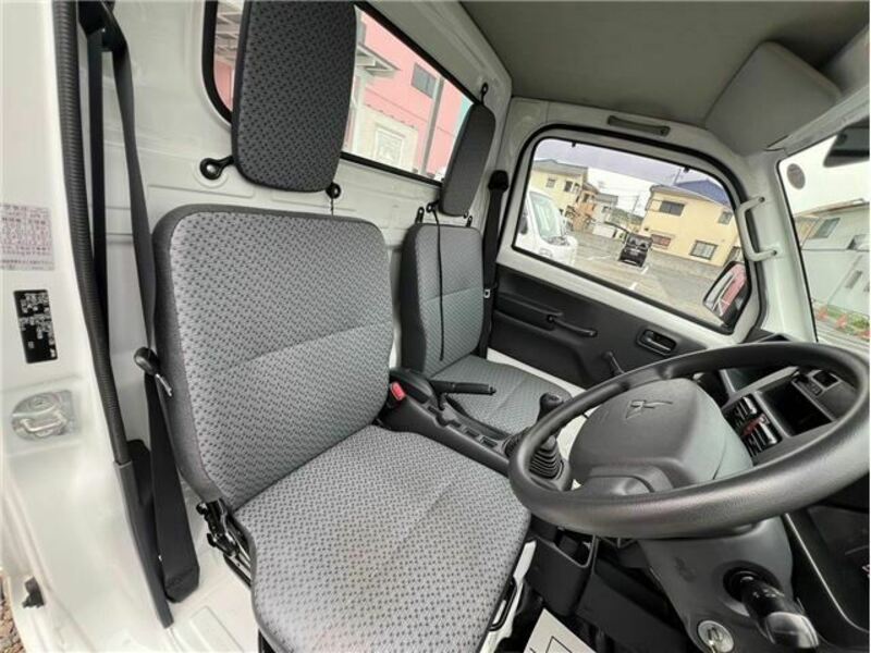 MINICAB TRUCK