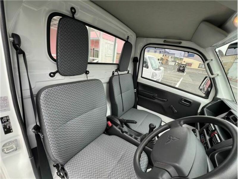 MINICAB TRUCK
