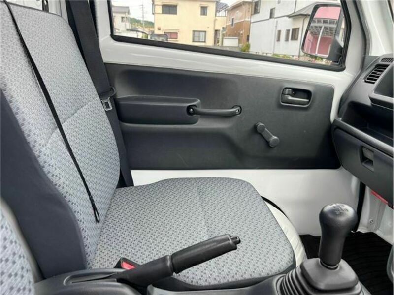MINICAB TRUCK
