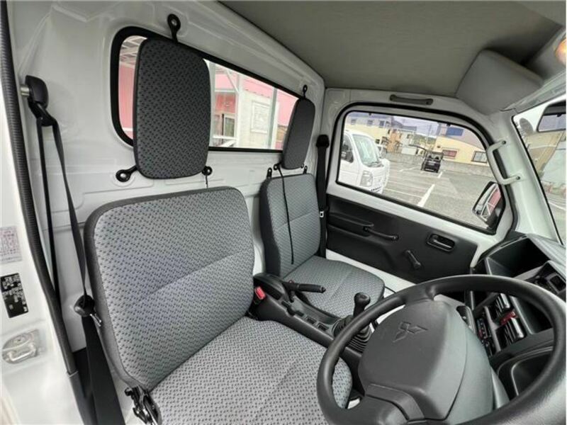 MINICAB TRUCK