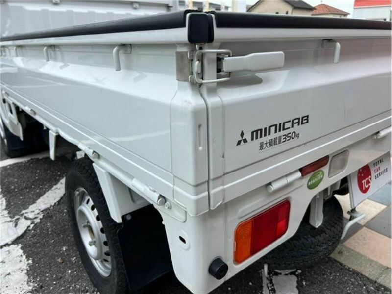 MINICAB TRUCK