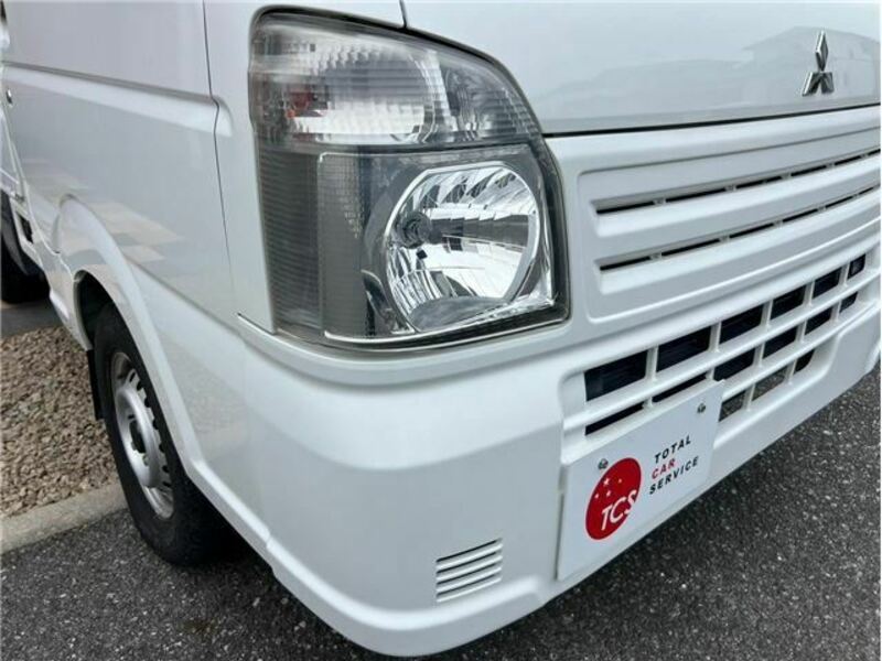 MINICAB TRUCK