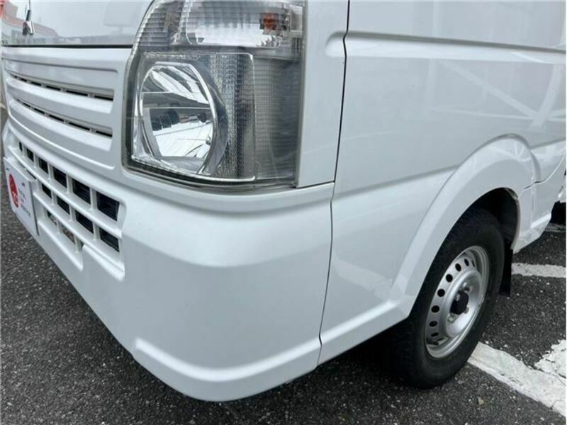 MINICAB TRUCK