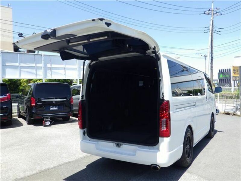 HIACE