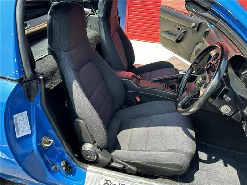 EUNOS ROADSTER
