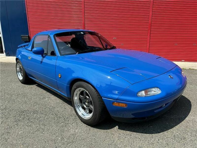 EUNOS ROADSTER