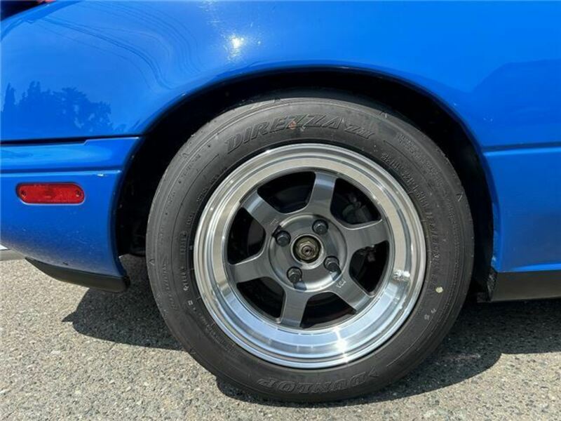 EUNOS ROADSTER