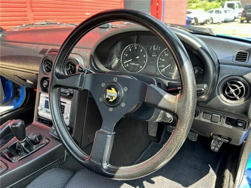 EUNOS ROADSTER