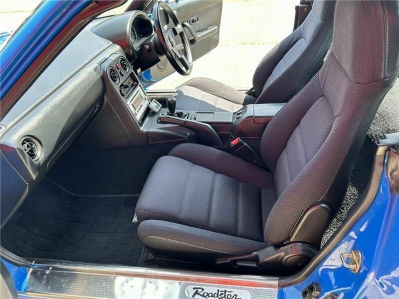EUNOS ROADSTER