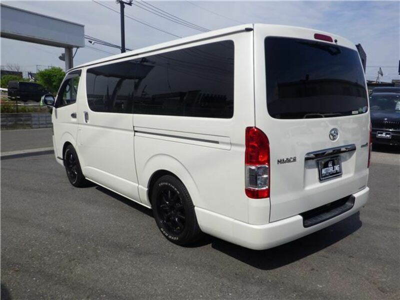 HIACE