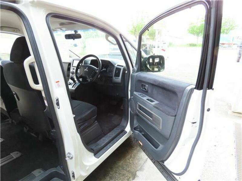 DELICA D5