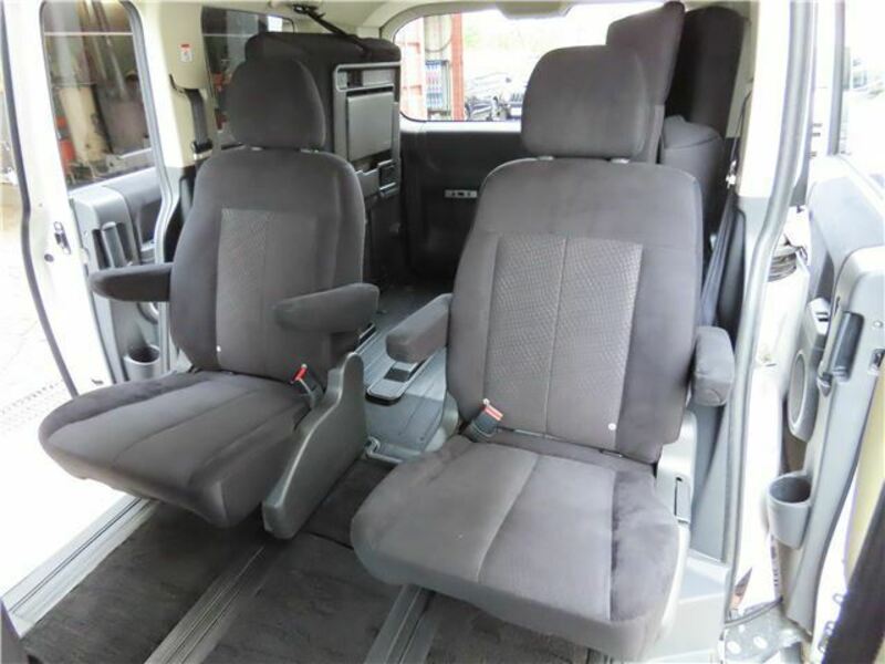 DELICA D5