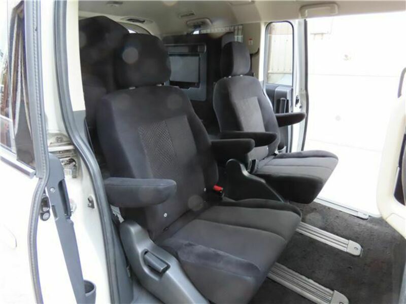 DELICA D5
