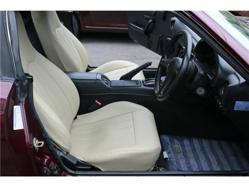 EUNOS ROADSTER