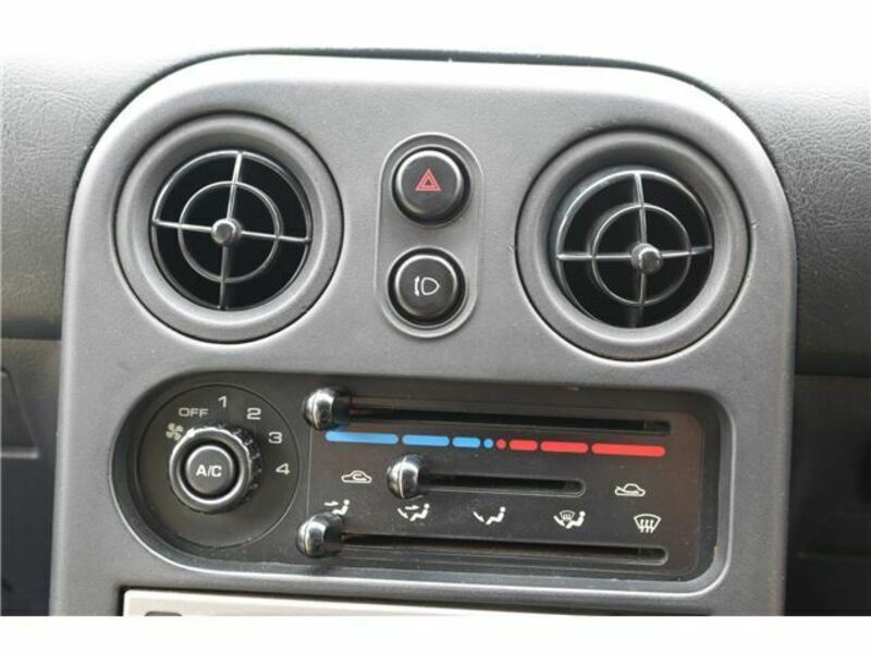 EUNOS ROADSTER