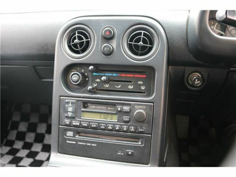 EUNOS ROADSTER