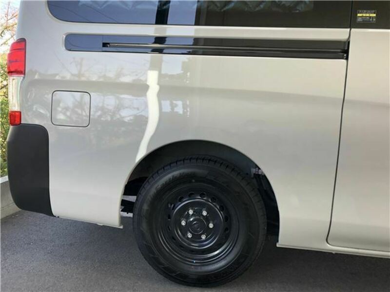 CARAVAN VAN