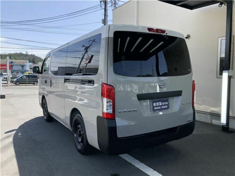 CARAVAN VAN