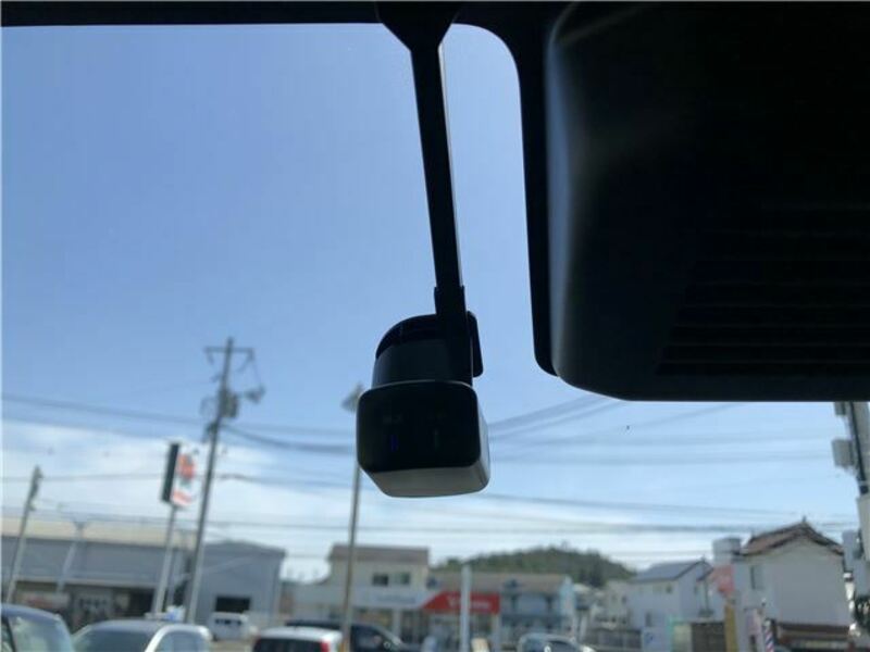 CARAVAN VAN