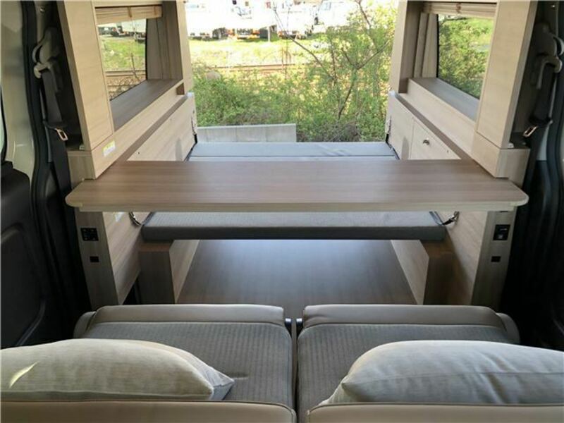 CARAVAN VAN