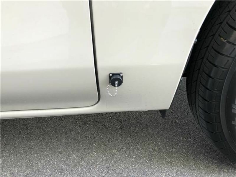 CARAVAN VAN