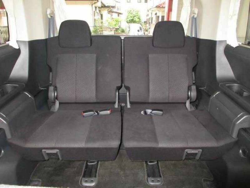 DELICA D5