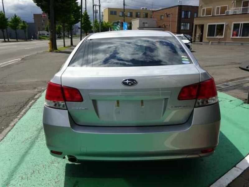 LEGACY B4